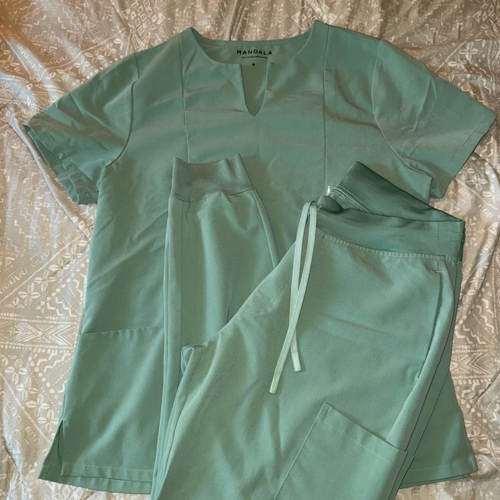 Mandala Green Scrub Set